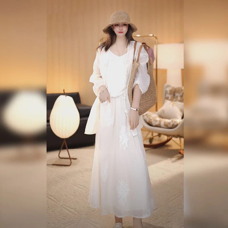 【Linda姐高端线】新款时尚高级感刺绣仙气半身裙子AS4LTZ328-B