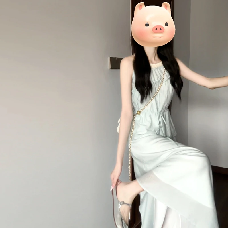 3969甜美无袖挂脖连衣裙子女夏季2025年新款设计感小众气质套装裙