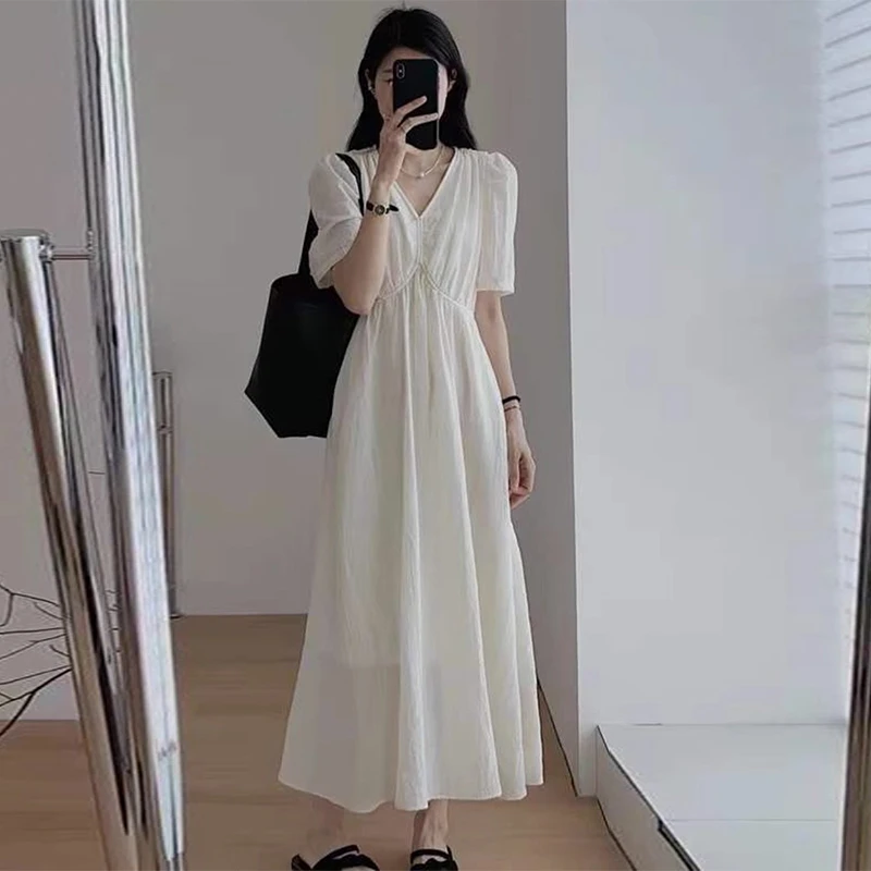 温柔风法式蓝色连衣裙子女夏季2024年新款收腰显瘦赫本风长裙C131