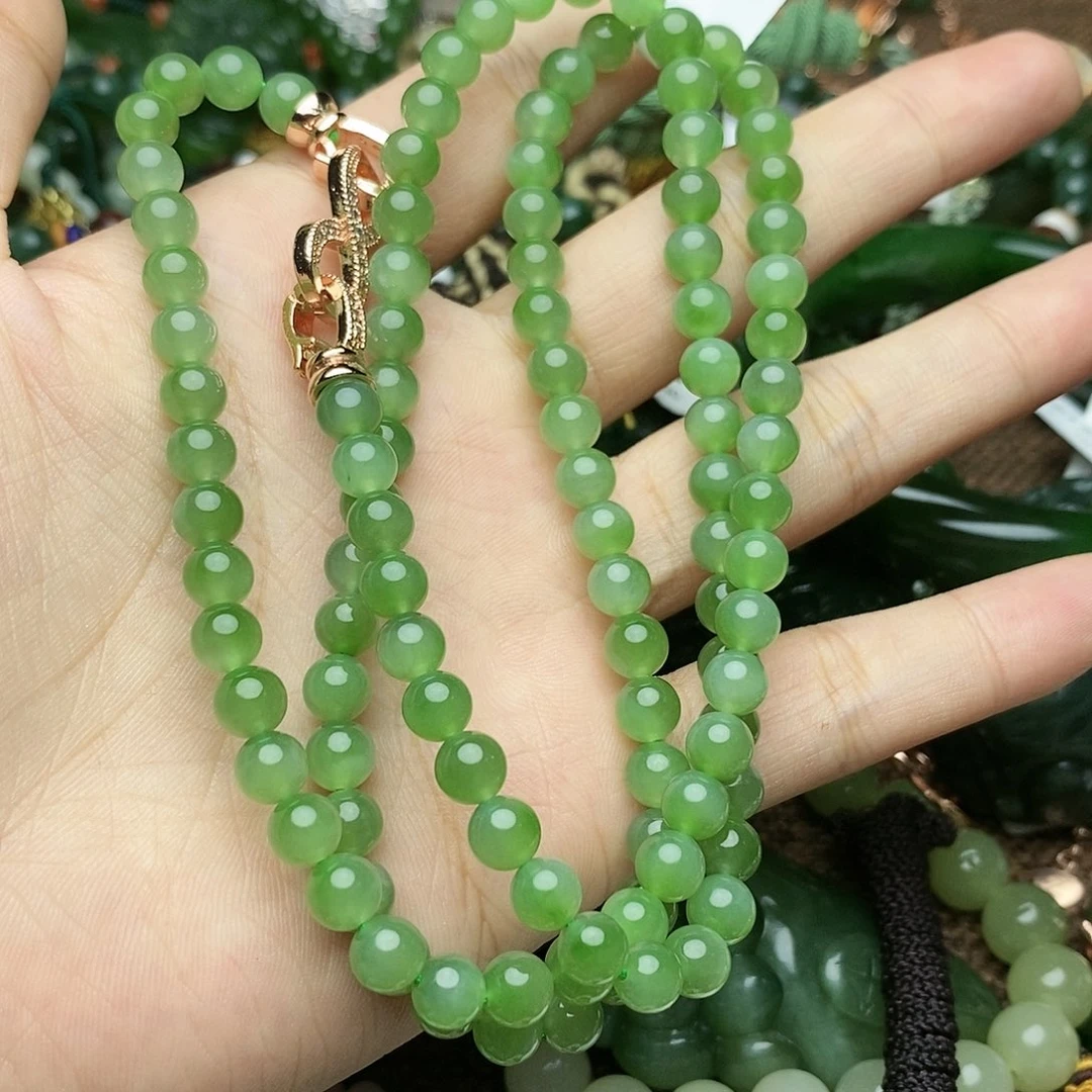 和田玉（碧玉）颈饰未镶嵌