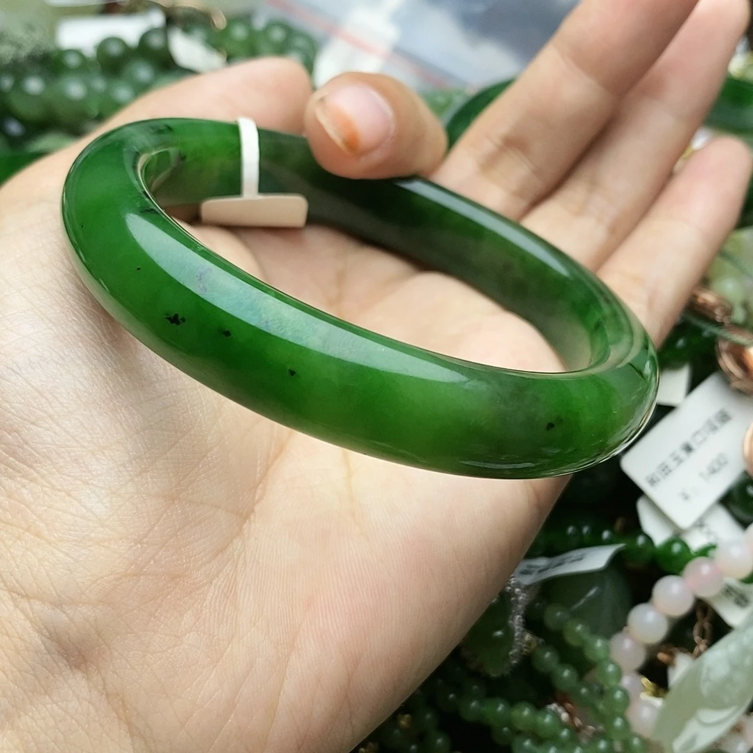 和田玉（碧玉）手镯未镶嵌61