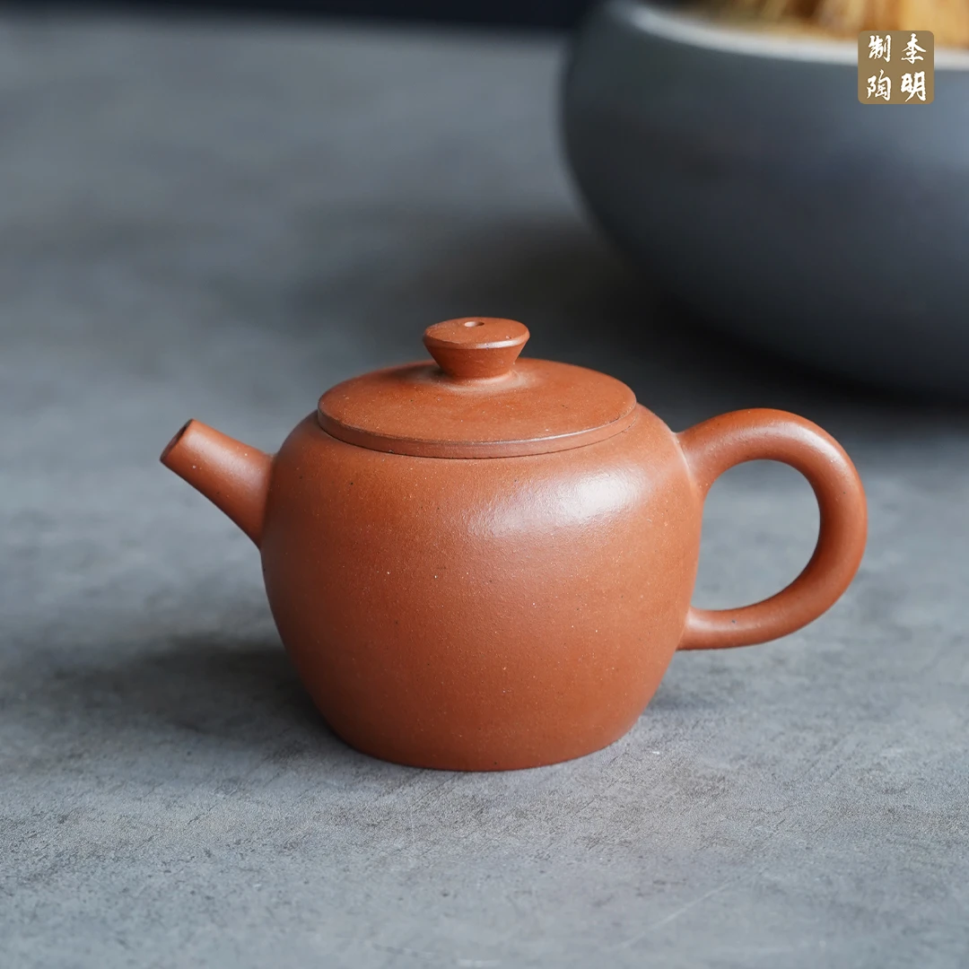 黄龙山原矿朱泥巨轮壶130cc