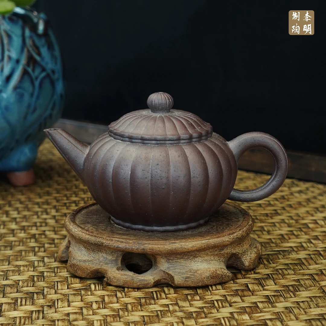 黄龙山原矿高温紫泥筋纹水平壶150CC