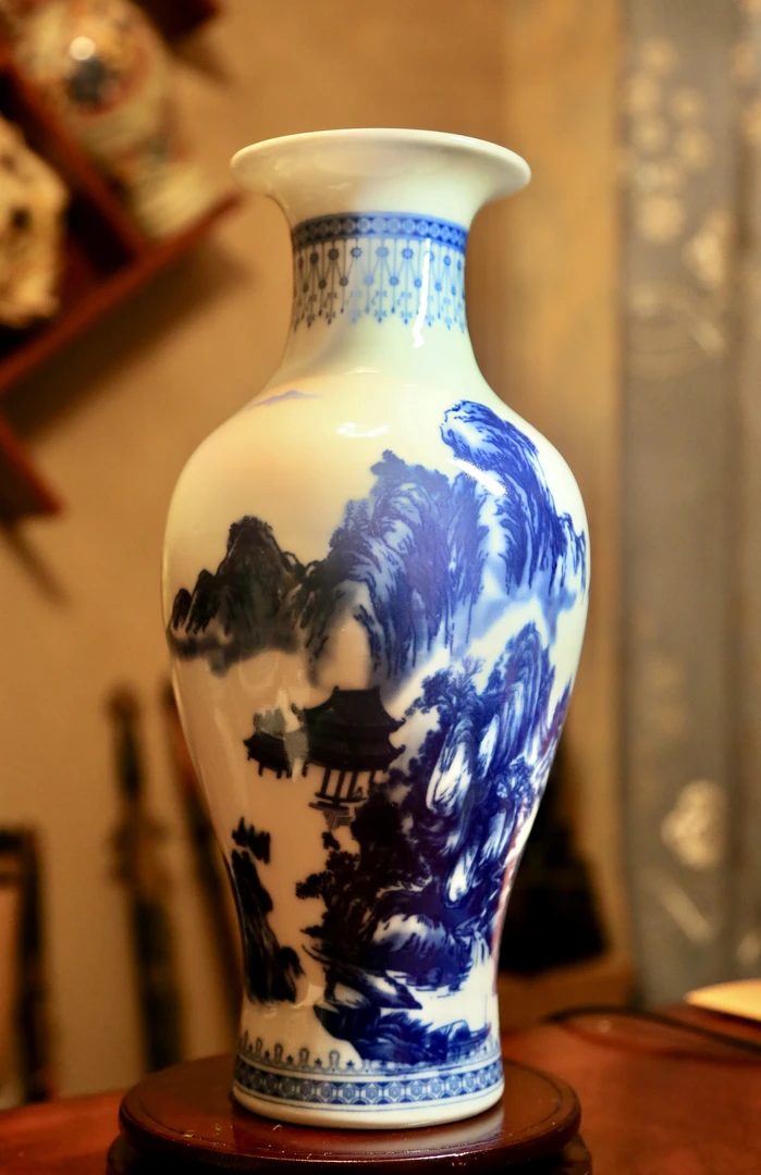 景德镇大号青花瓷仿古花瓶红色官窑新中式家居摆件花瓶一只