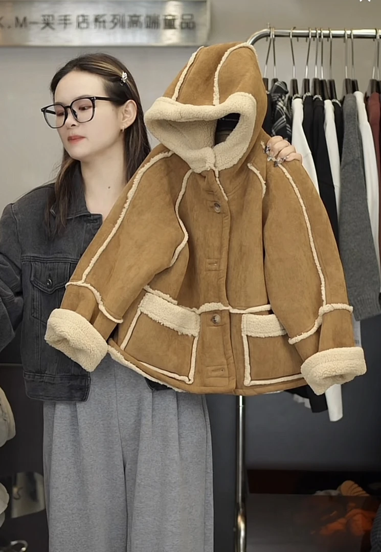 K M- customized 冬季高定原创皮毛一体外套 0688