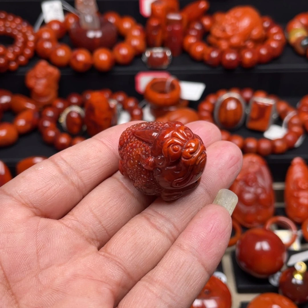 【闪购商品】南红玛瑙珠宝奇石未镶嵌吊坠