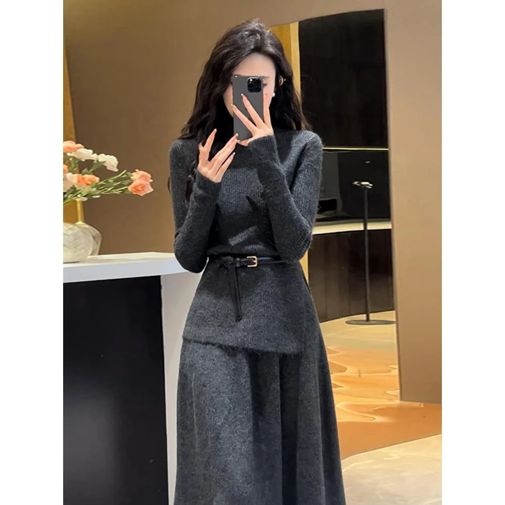 小个子韩系茶系穿搭连衣裙子女秋冬季2024新款法式高级感套装长裙