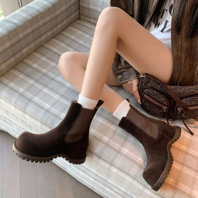 6cm雅丹风设计师款厚底烟管百搭真皮博主休闲甜酷时装靴女短靴子