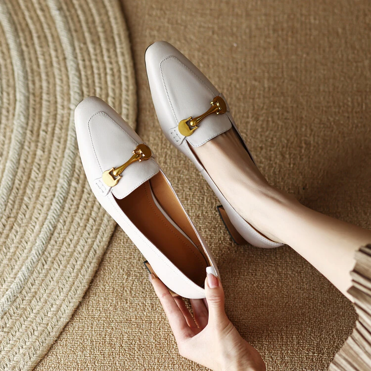 手工女鞋3cm中跟圆头软底四季百搭皮鞋方跟浅口棕色单鞋乐福鞋