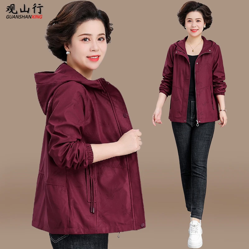 妈妈秋装外套2025新款中老年女装春秋季薄款休闲风衣洋气连帽上衣