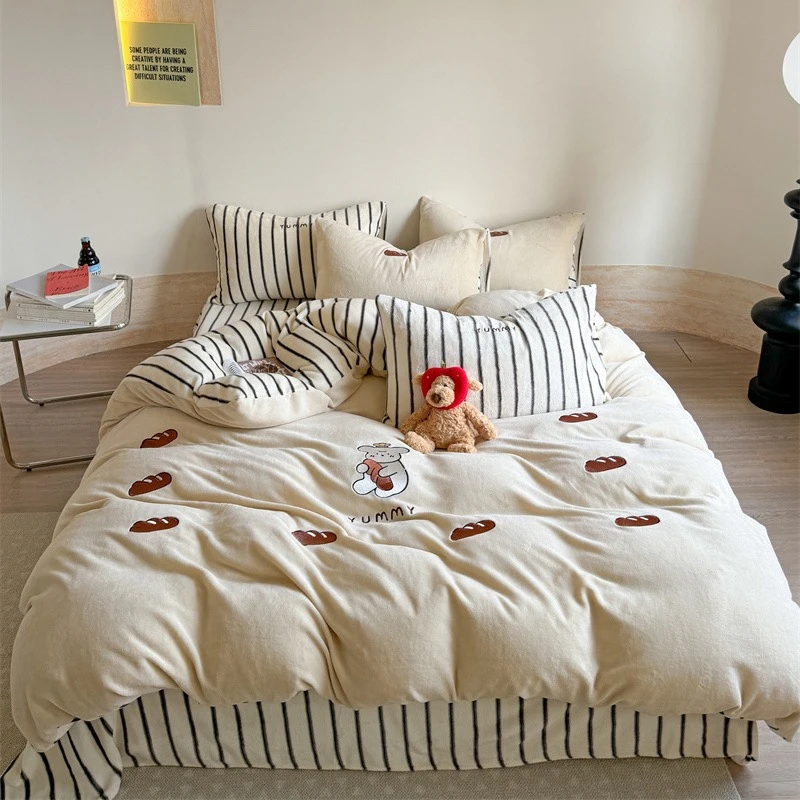 【柯阳家】2024新款小清新可爱双面加绒加厚绣花牛奶绒三件套四件套