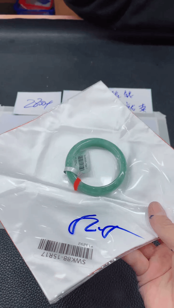 【闪购商品】翡翠手镯未镶嵌754