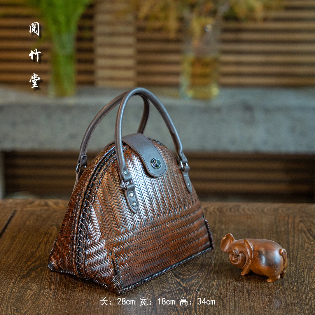 竹编女士贝壳包，手工编织，大漆做旧美包佩服饰