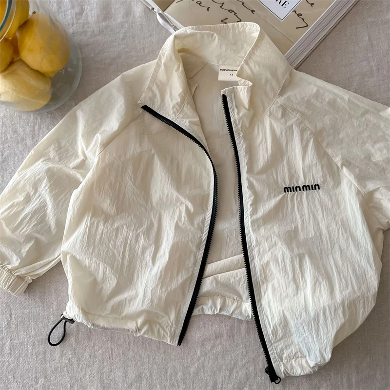 儿童防晒衣2025夏款男女童纯色长袖外套中小宝宝日系绣标拉链上衣