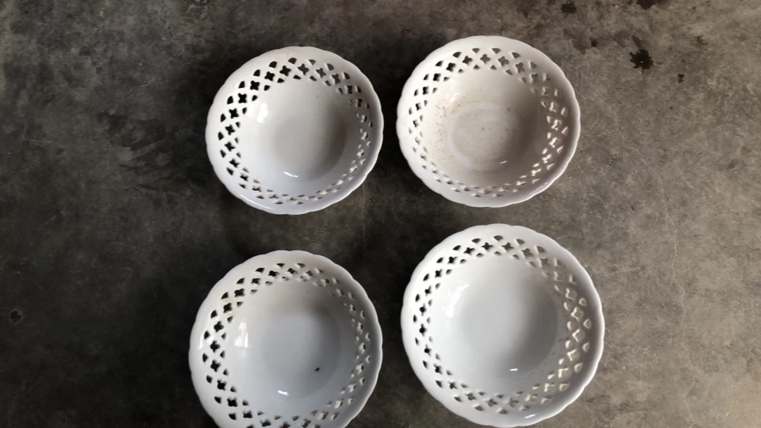 拍一发四镂空小碗餐具