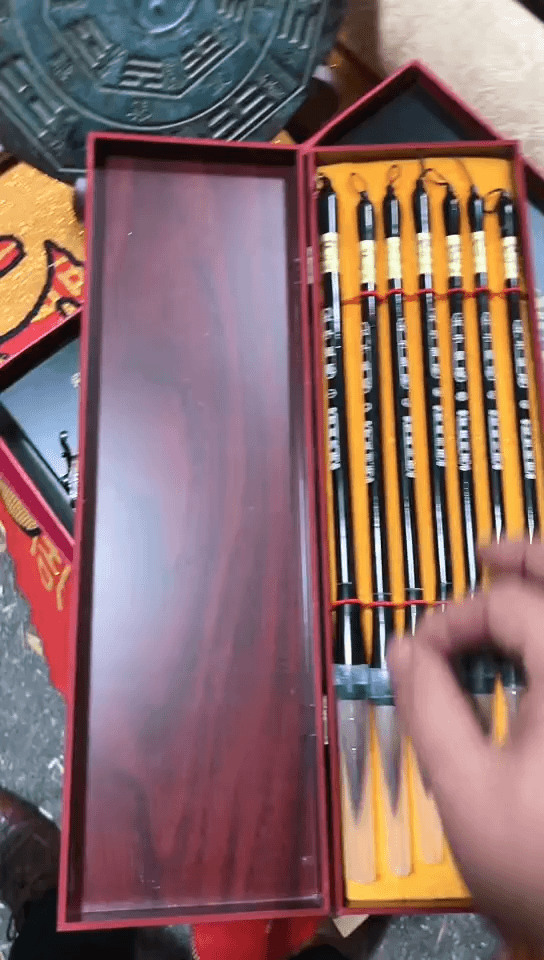 【闪购商品】瓷瓶1