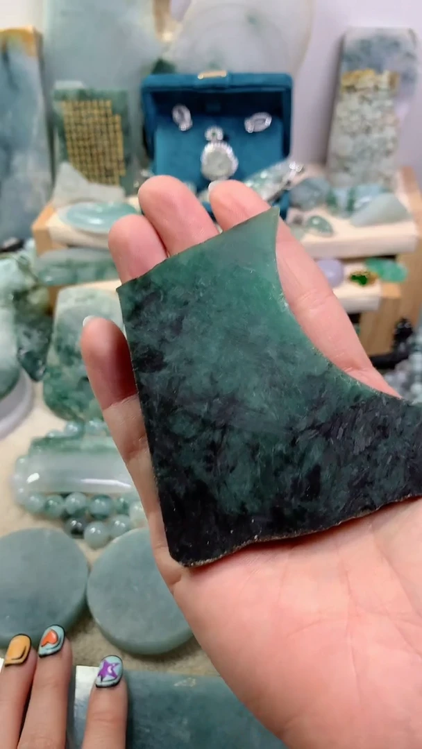 【闪购商品】翡翠挂件未镶嵌缅甸A货翡翠