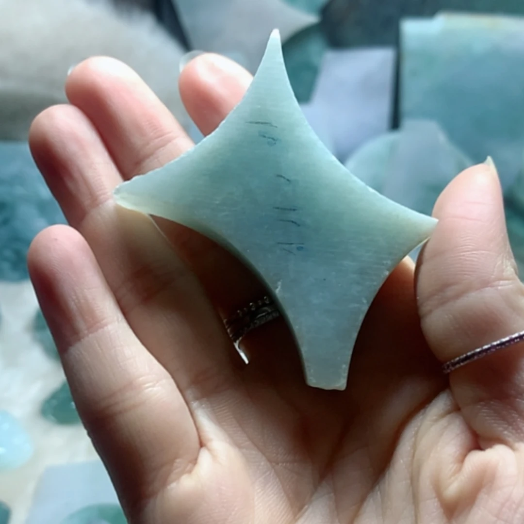 【闪购商品】翡翠毛料未镶嵌广****胶
