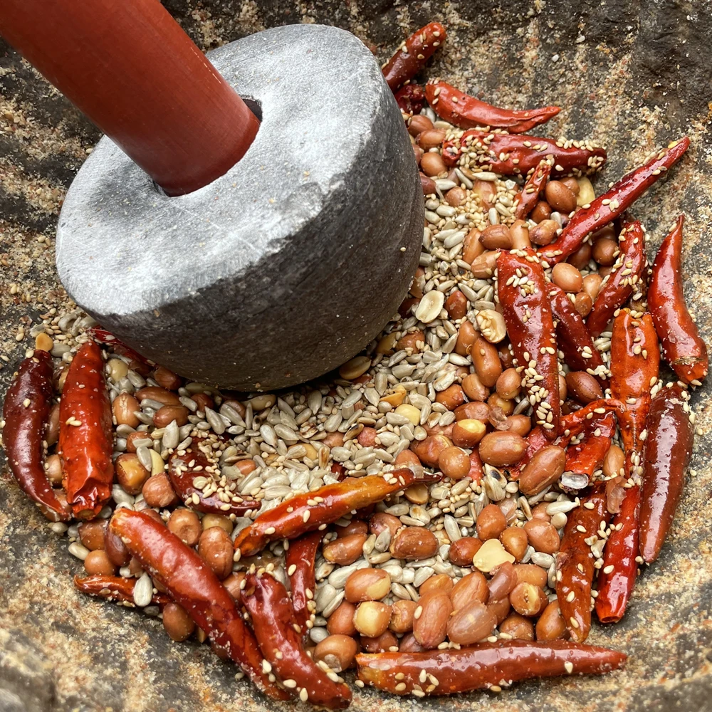 手工制作花生芝麻瓜子辣椒酱花生碎芝麻盐下饭菜香辣火锅烧烤蘸料