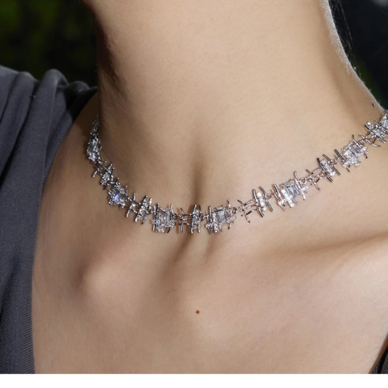 boonee alus 铜合成锆石项链 复古编织银色项链女轻奢锁骨链女