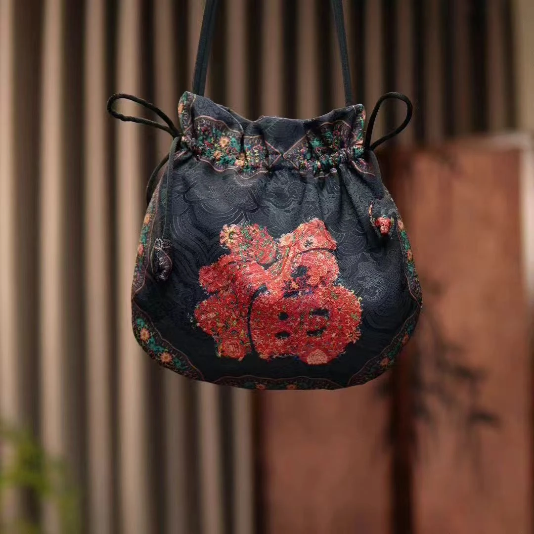 时尚简约防香云抽绳零钱包新中式国风便携束口斜挎包包中老年