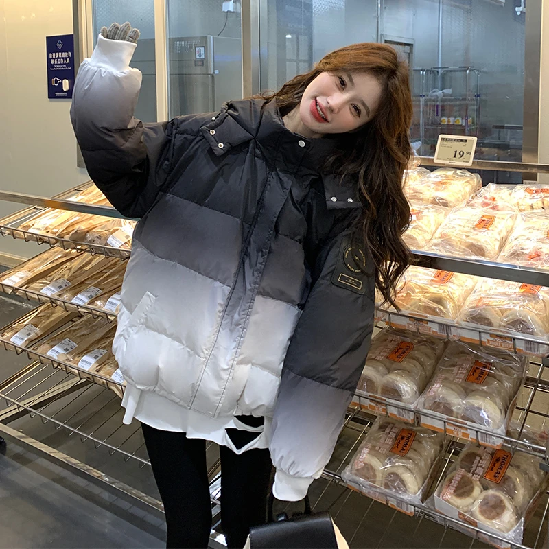 黑色渐变连帽羽绒服女短款2025冬季新款韩系加厚保暖白鸭绒面包服
