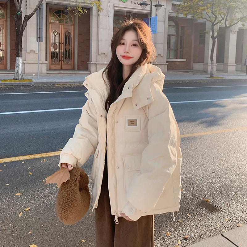 米白色休闲减龄羽绒服女短款2025冬季新款韩版宽松超好看加厚外套