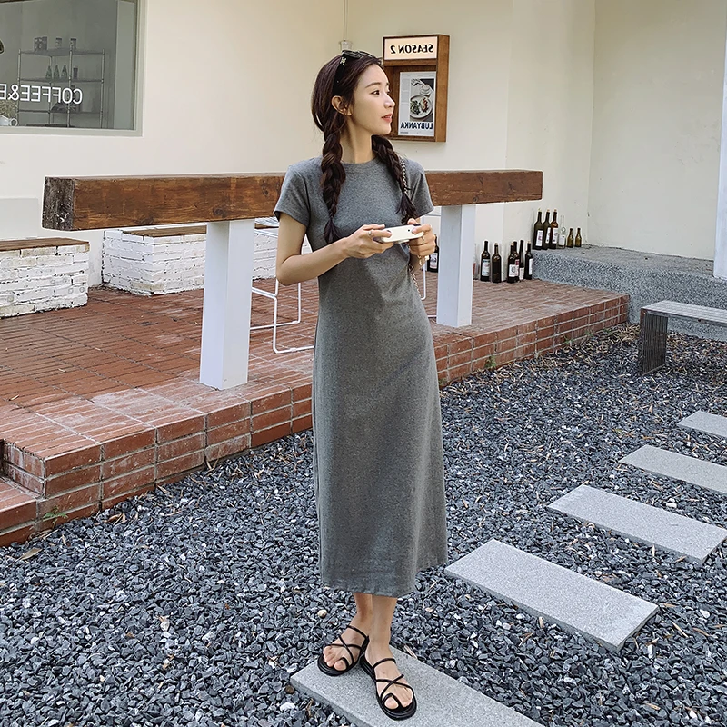 灰色今年流行漂亮t恤裙女中长款2024夏季新款修身显瘦包臀连衣裙