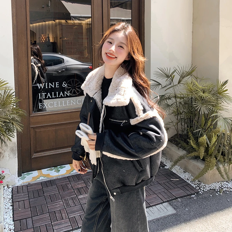 黑色皮毛一体羊羔毛上衣女2024冬季新款甜酷风时髦加绒加厚短外套