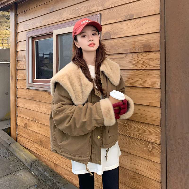 深卡其毛毛大翻领牛仔派克棉服女2025冬新款韩系短款加绒加厚外套