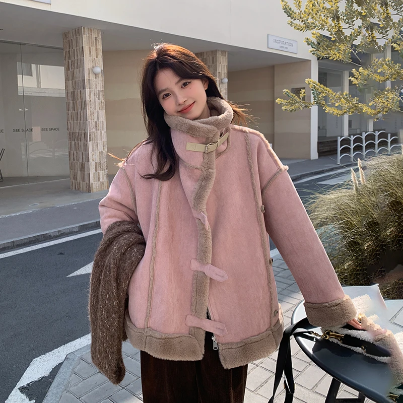 粉色皮毛一体羊羔毛外套女2024秋冬新款机车服今年流行麂皮绒上衣