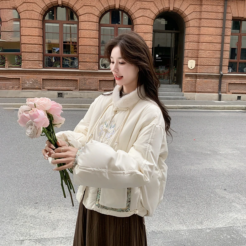 时尚国风新中式盘扣白鸭绒羽绒服2024新款冬季毛毛领小个子外套女