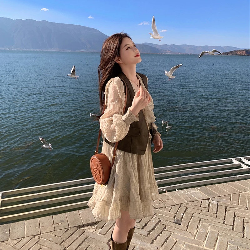 法式复古马甲连衣裙套装女早秋2025年新款时尚气质衬衫裙子两件套
