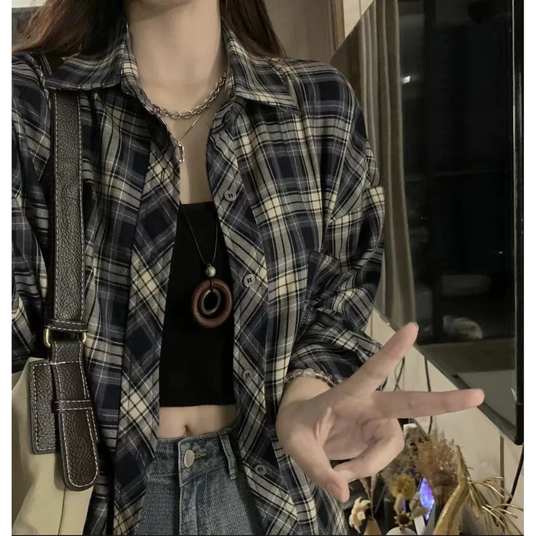 动感少女复古港风格子衬衫外套女长袖休闲垂感衬衣设计感小众上衣