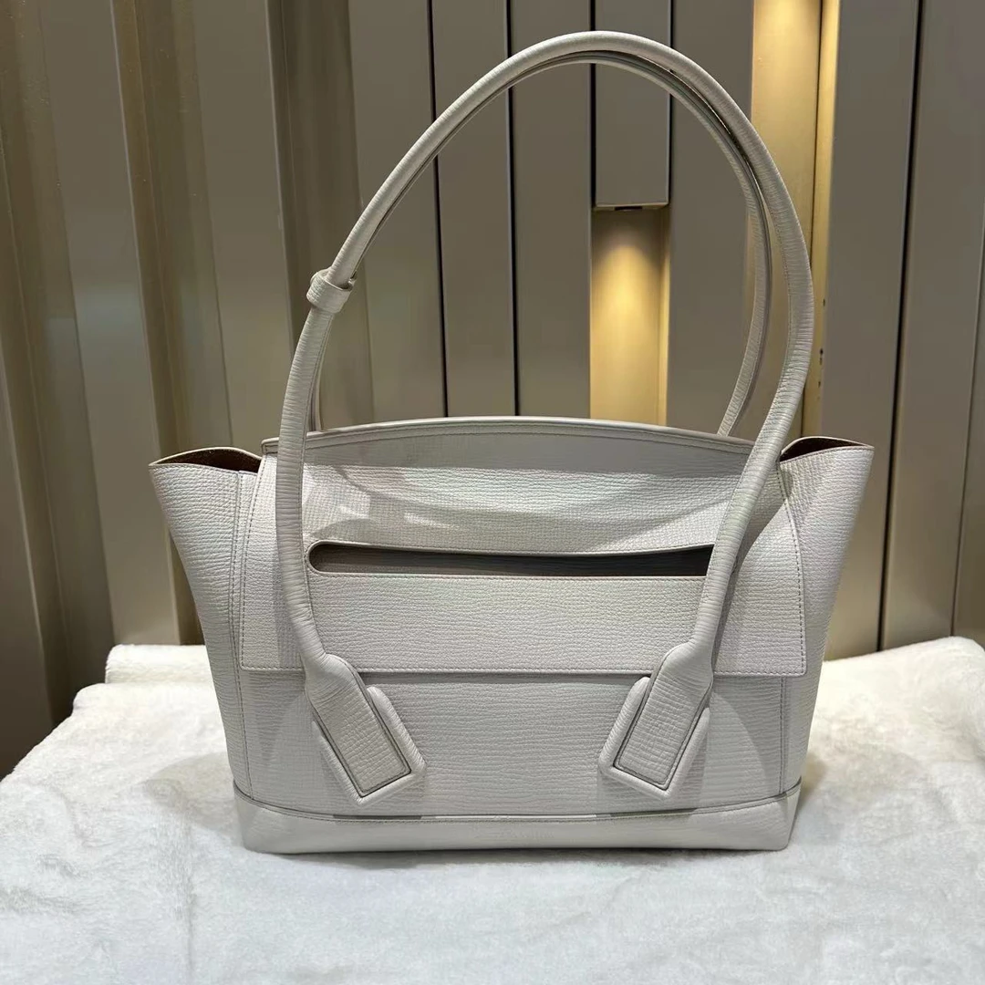 95新 BOTTEGA VENETA/葆蝶家 悦奢/Arco33/单肩包/托特包/手提包