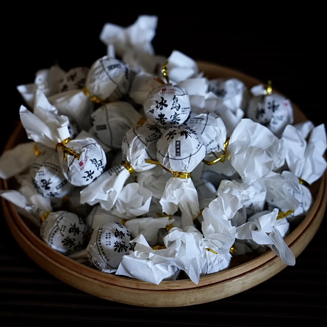 2024年冰岛老寨龙珠茶 10颗