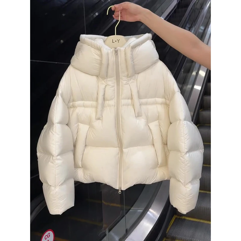 白色短款连帽白色羽绒服女秋冬2024新款小个子加厚保暖面包服外套