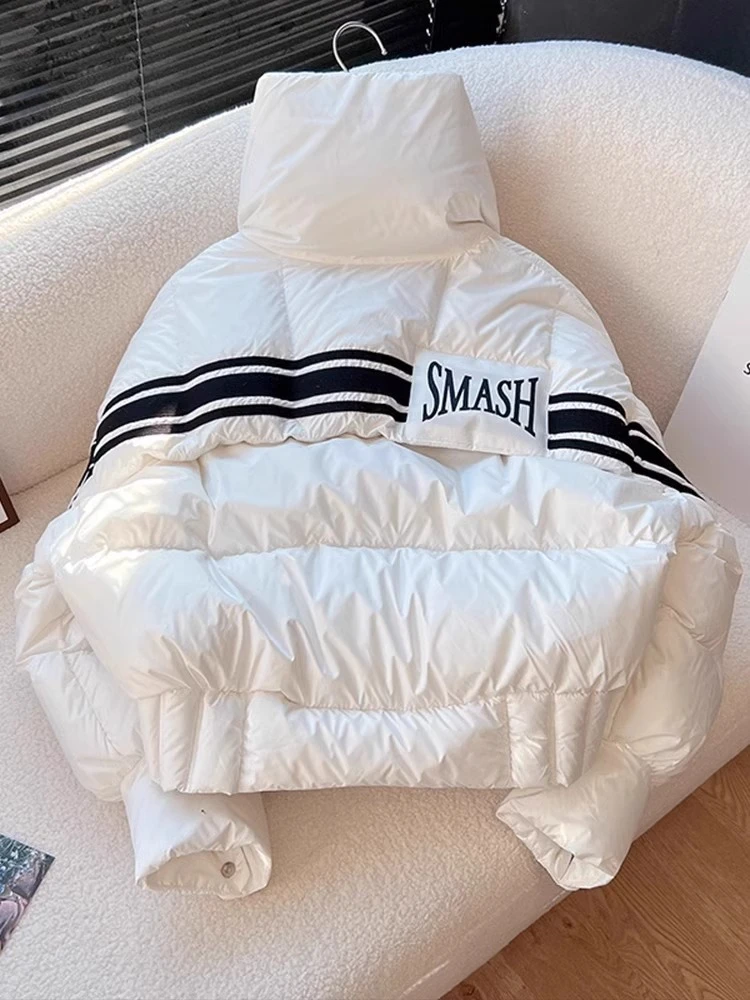 欧货高级超好看炸街短款白色羽绒服女冬季2024年新款时尚洋气外套