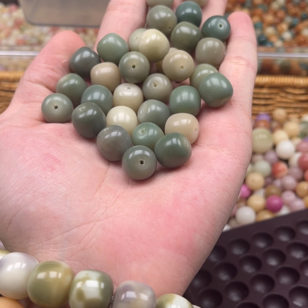 【闪购商品】白玉菩提吊坠a13/30+6颗m m