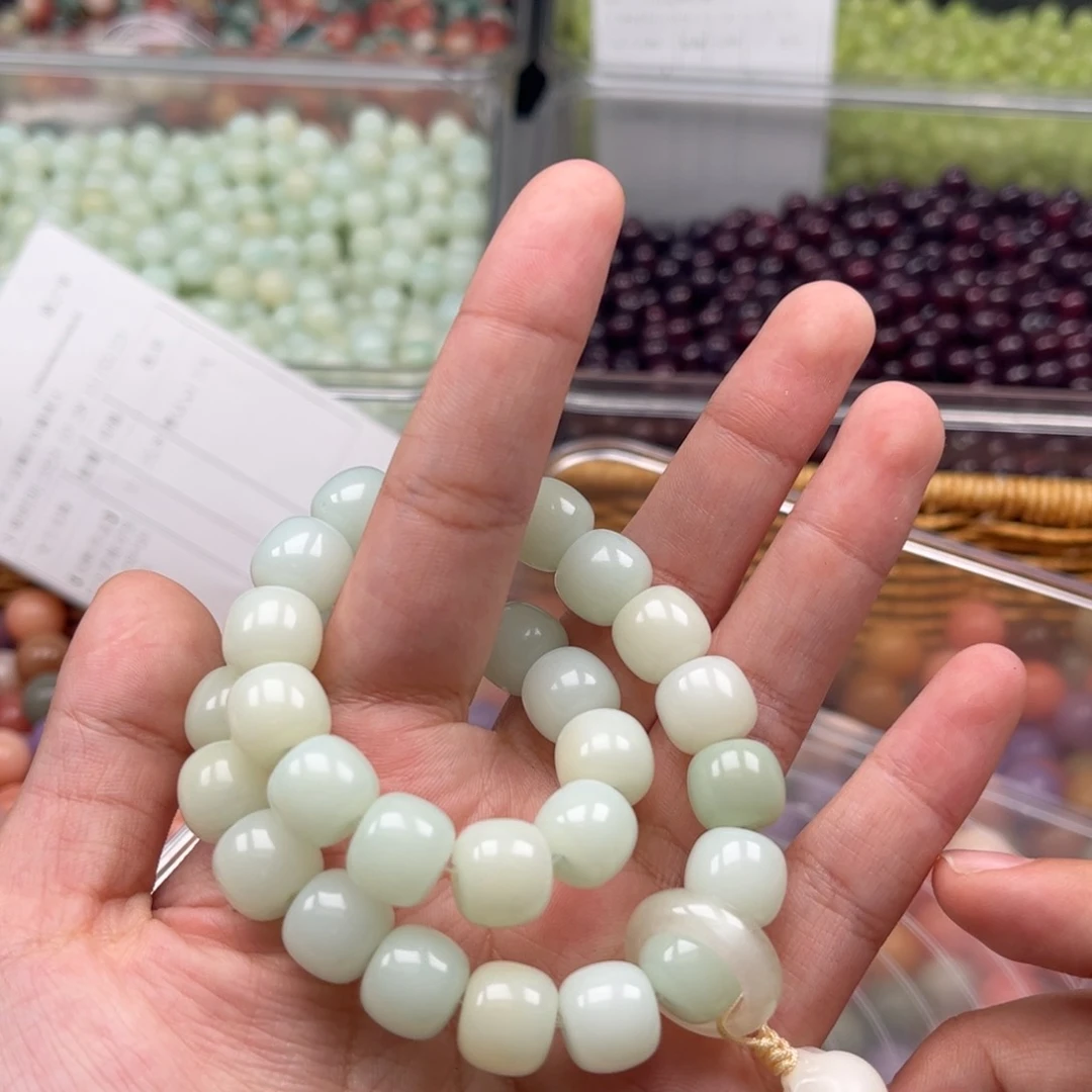 【闪购商品】白玉菩提吊坠c/11 100+10冰蓝桶