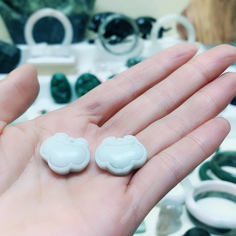 【闪购商品】独山玉颈饰未镶嵌舒**！