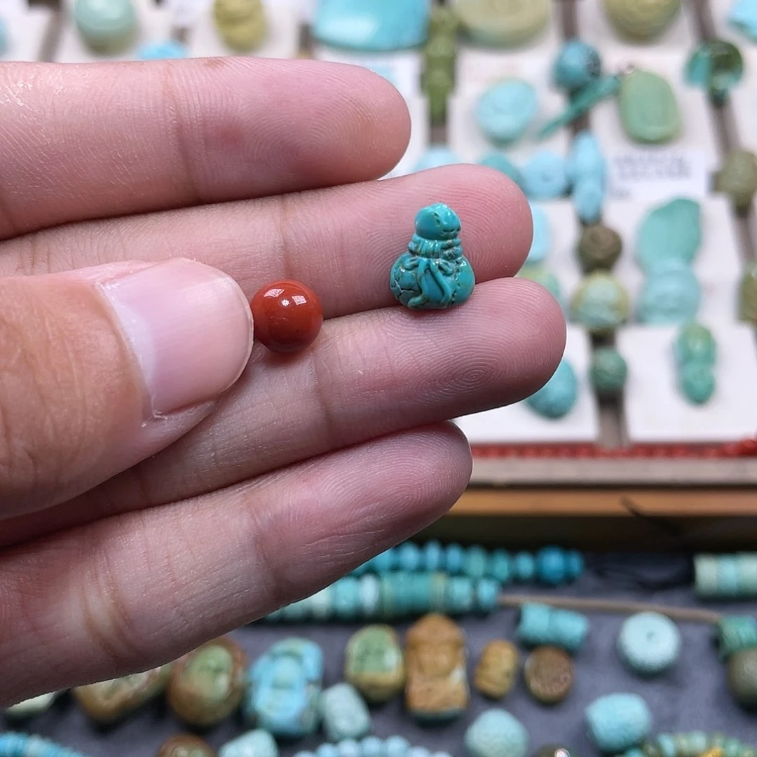 南红玛瑙配饰未镶嵌