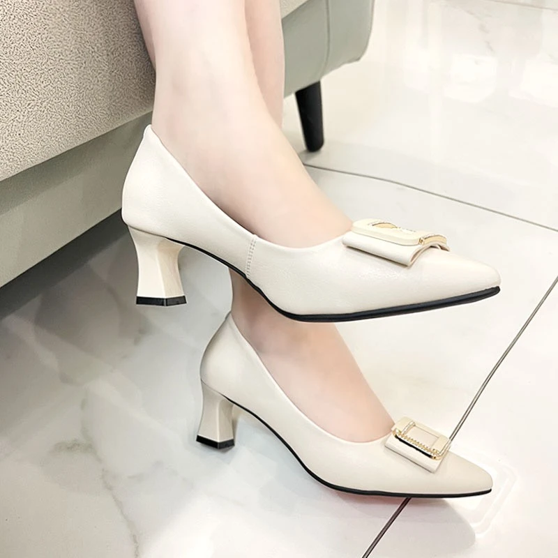 单鞋女春夏秋新款职业女鞋妈妈鞋尖头高跟鞋浅口时尚爆款小众法式