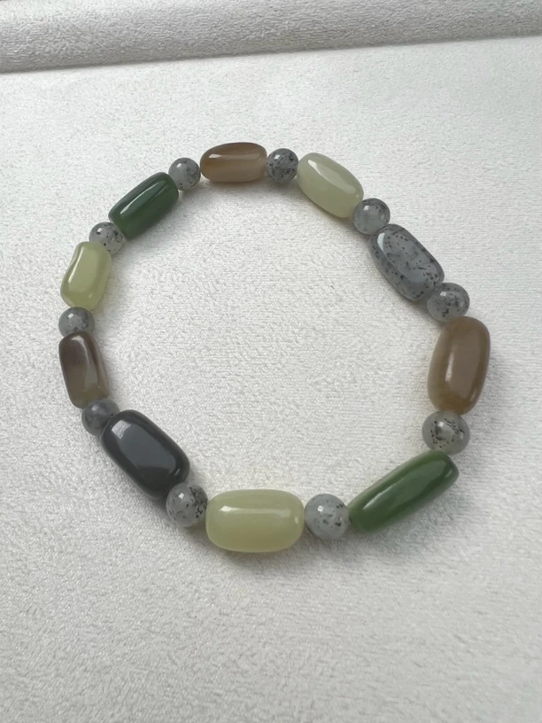 和田玉单圈手串，卡6珠子