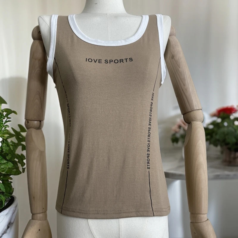 7潮流女装默认微瑕接受再下单。直播链接请勿直拍，下单备注号码