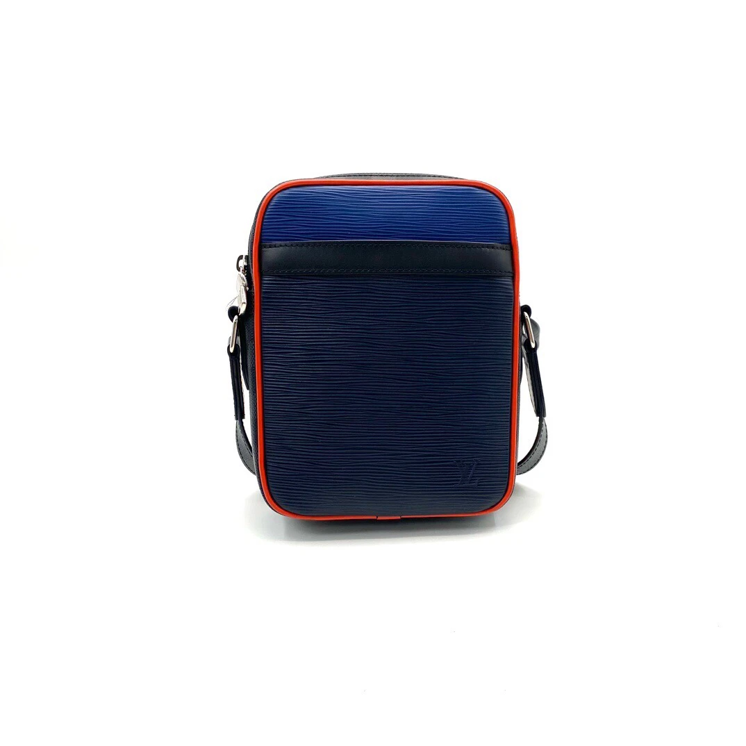 95新 LouisVuitton/路易威登 水波纹全皮拼色相机包 尺寸16/22