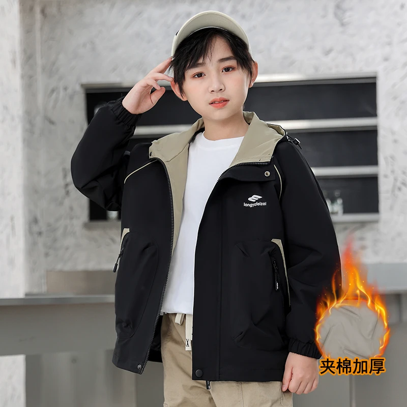 儿童外套秋冬款男童中大童秋季新款冲锋衣休闲连帽风衣夹克上衣潮