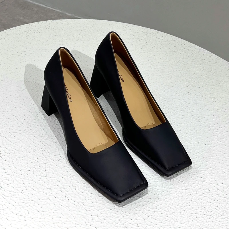【现货】高跟鞋女粗跟2024春秋新款黑色气质百搭尖头法式单鞋36