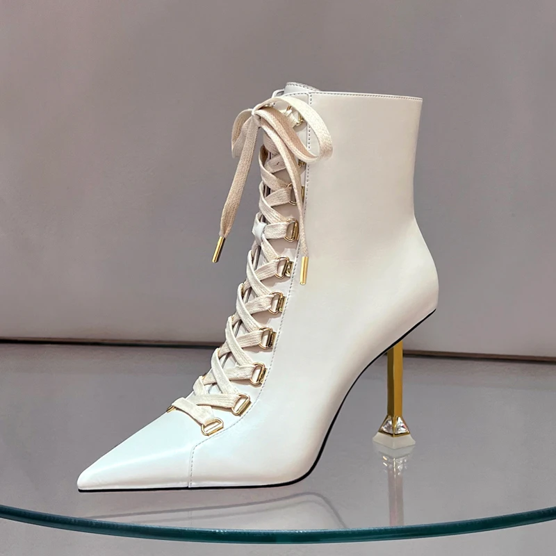 【现货】尖头短靴女2024秋冬新款细跟高跟鞋高级感法式白色靴子6565