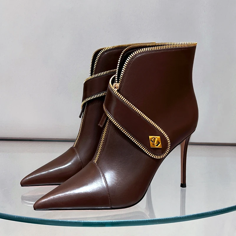 【现货】高跟短靴2024秋冬新款女士细跟前拉链尖头法式棕色靴子1021
